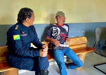 Após mais de 40 anos sem contato a família do Ceará , vendedor de frutas localizado no Acre reencontra parentes