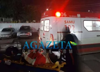 Homem perde controle da moto ao passar por quebra-molas e fica ferido em Rio Branco