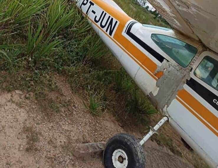 Avião que caiu em Manoel Urbano estava com três passageiros a mais que o permitido