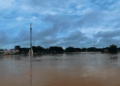 Nível do Rio Acre chega a 17,30m e calçadão da Gameleira deve ser interditado nas próximas horas; veja as imagens