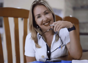 Sula Ximenes é a primeira mulher a assumir direção do Deracre