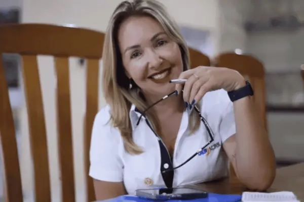 Sula Ximenes é a primeira mulher a assumir direção do Deracre