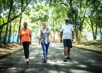 Revelado o quanto você deve caminhar para adicionar 3 anos à sua vida
