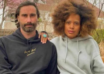 A brasileira Gabriela Monteiro afirma ter sido alvo de racismo em Berlim, na Alemanha; parceiro dela foi agredido Foto: @gabimonteiroreau(Instagram)/Reprodução
© Fornecido por Estadão