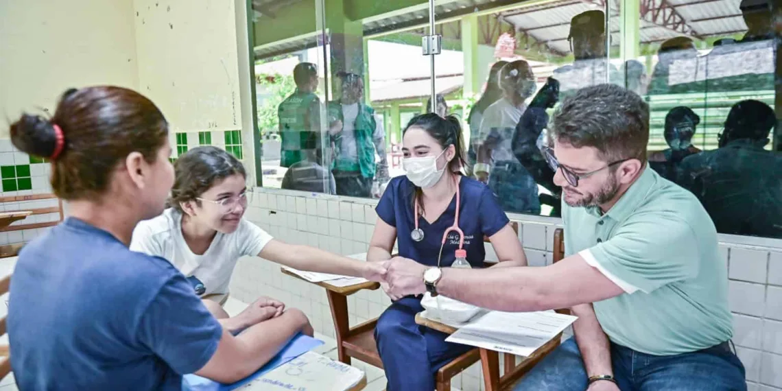 Cerca de 10 mil pessoas foram atendidas na passagem do Juntos Pelo Acre na Cidade do Povo. Foto: Diego Gurgel/Secom