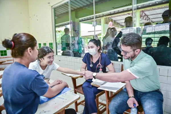 Governo leva saúde, cidadania e bem-estar social para 10 mil moradores da Cidade do Povo