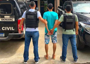 Suspeito de roubar, violentar e ameaçar mulher é preso pela polícia em Rio Branco