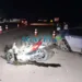 Jovem morre em colisão na BR-364 e outra pessoa fica ferida; motocicleta foi totalmente destruída