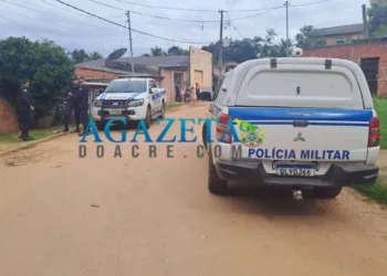 Homem tenta apaziguar conflito e é assassinado a tiros no lugar do amigo