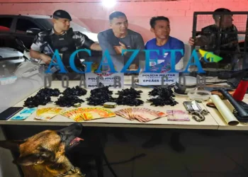 Bope prende dois acusados por tráfico e apreende drogas e dinheiro em Rio Branco