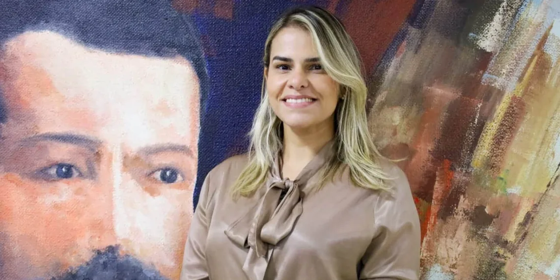 Enfermeira Ana Beatriz assume a presidência da Fundhacre; Iteracre também está sob nova direção