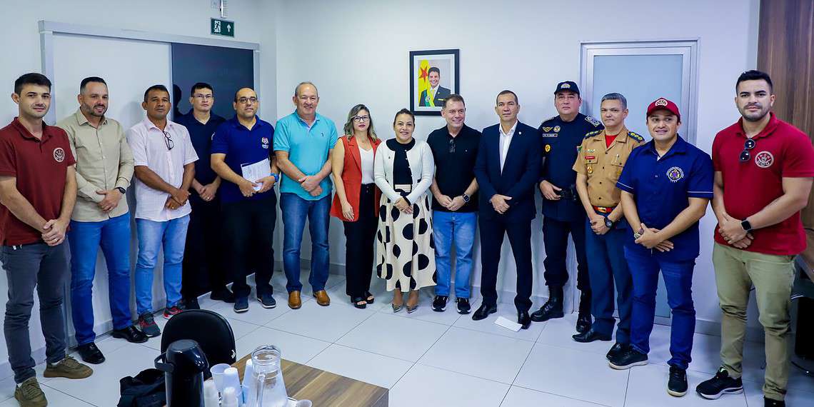 Reunião do governo com as associações dos militares do Estado do Acre. Foto: Neto Lucena/Secom