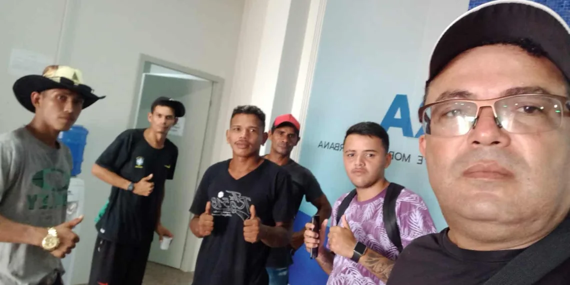 Trabalhadores na Seinfra - Foto: Arquivo Pessoal