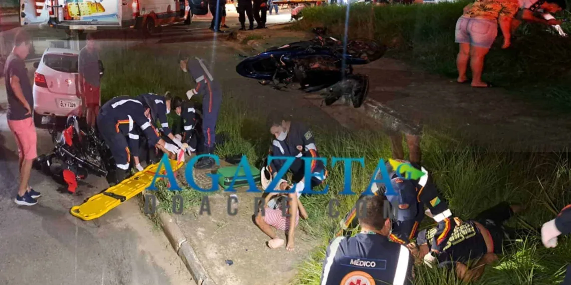 Acidente grave deixa dois adultos e uma criança feridos; moto partiu ao meio