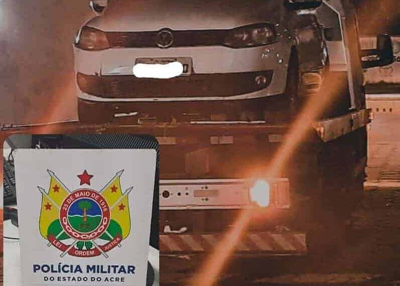 Veículo e celular do motorista foram recuperados, além um simulacro de arma de fogo usado pelos acusados, com apoio de todas as equipe do 2º BPM