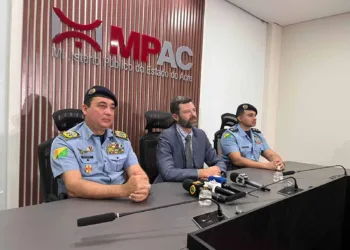 Ex-prefeito alvo de operação foi até gabinete de desembargador fazer ameaças, diz MPAC