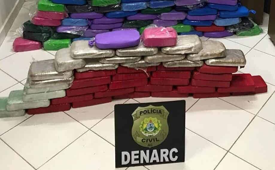 Motorista é preso por transportar mais de 170 quilos de cocaína escondida em caminhão em Rio Branco