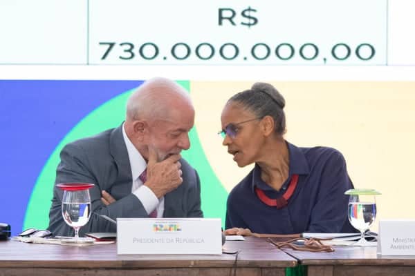 Lula e Marina anunciam R$ 730 milhões para preservação da Amazônia