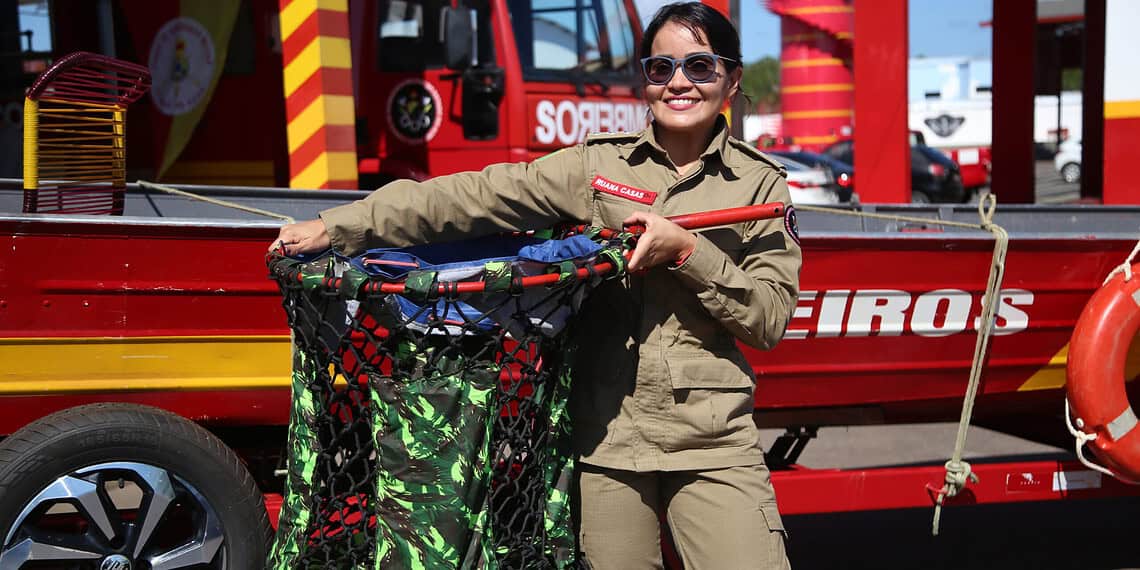 Equipamento de salvamento idealizado por bombeira acreana vai ajudar vítimas da enchente no Rio Grande do Sul. Foto: Dhárcules Pinheiro/Sejusp