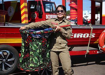 Equipamento de salvamento idealizado por bombeira acreana vai ajudar vítimas da enchente no Rio Grande do Sul. Foto: Dhárcules Pinheiro/Sejusp