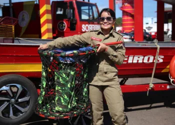 Equipamento de salvamento idealizado por bombeira acreana vai ajudar vítimas da enchente no Rio Grande do Sul. Foto: Dhárcules Pinheiro/Sejusp