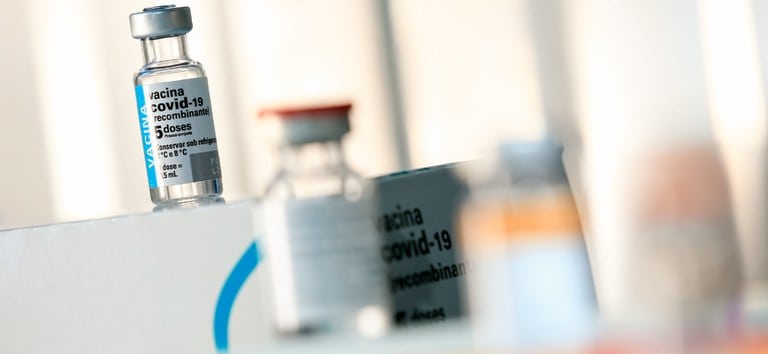 Acre recebe 12 mil doses da nova vacina contra Covid-19; saiba quem pode se imunizar