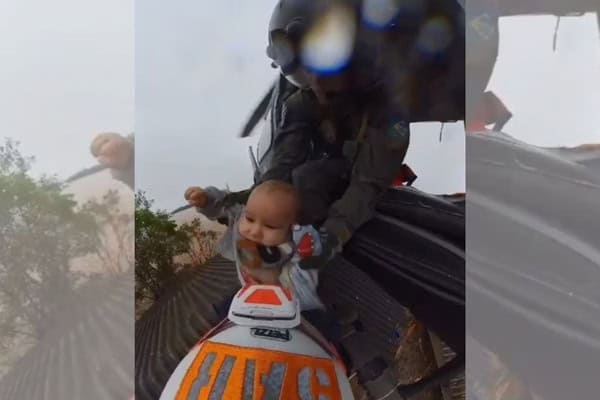 Vídeo: bebê é resgatado pelo telhado de casa durante enchente no RS
