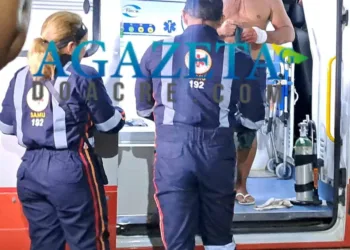 Homem é atacado por grupo de criminosos e sofre tentativa de homicídio