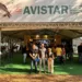 Secretário de Turismo e Empreendedorismo, Marcelo Messias (ao centro), ladeado pela diretora de turismo da Sete, Sirlânia Venturin, (à direita) e o coordenador de regionalização do turismo da Sete, Francismay Costa (à esquerda) - Foto: Cedida