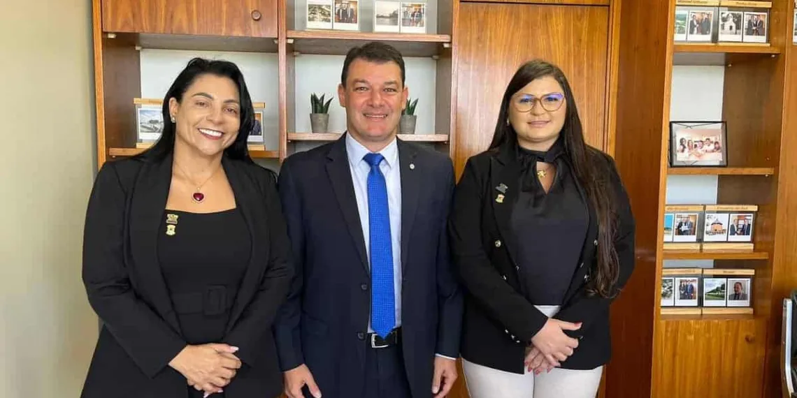 Roberto Duarte recebe prefeitos de Jordão, Tarauacá, Quinari e Manoel Urbano para discutir alocação de emendas