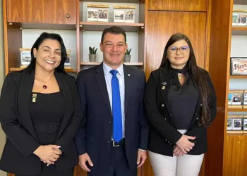 Roberto Duarte recebe prefeitos de Jordão, Tarauacá, Quinari e Manoel Urbano para discutir alocação de emendas