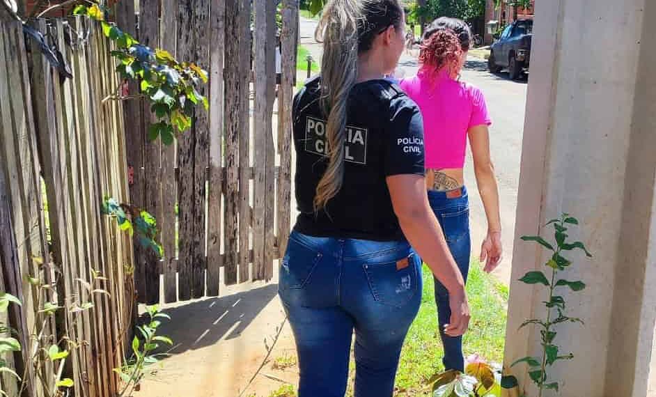 'Barbie do Tráfico' é presa no Acre e ação desmantela esquema de envio de drogas