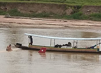 Corpo de Bombeiros diz que os próprios passageiros do avião acionaram socorro após pouso de emergência
