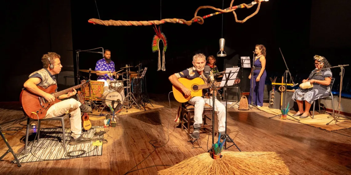 Floresta em Festa: Zenaide Parteira e Txai Macêdo comemoram o dia de seus aniversários com o lançamento de Videoclipes