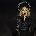Madonna na música de abertura do show em Copacabana Imagem: Pilar Olivares/Reuters