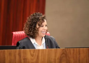 Ministra do TSE realiza abertura do 7° Seminário da Defensoria Pública do Acre, nesta quarta