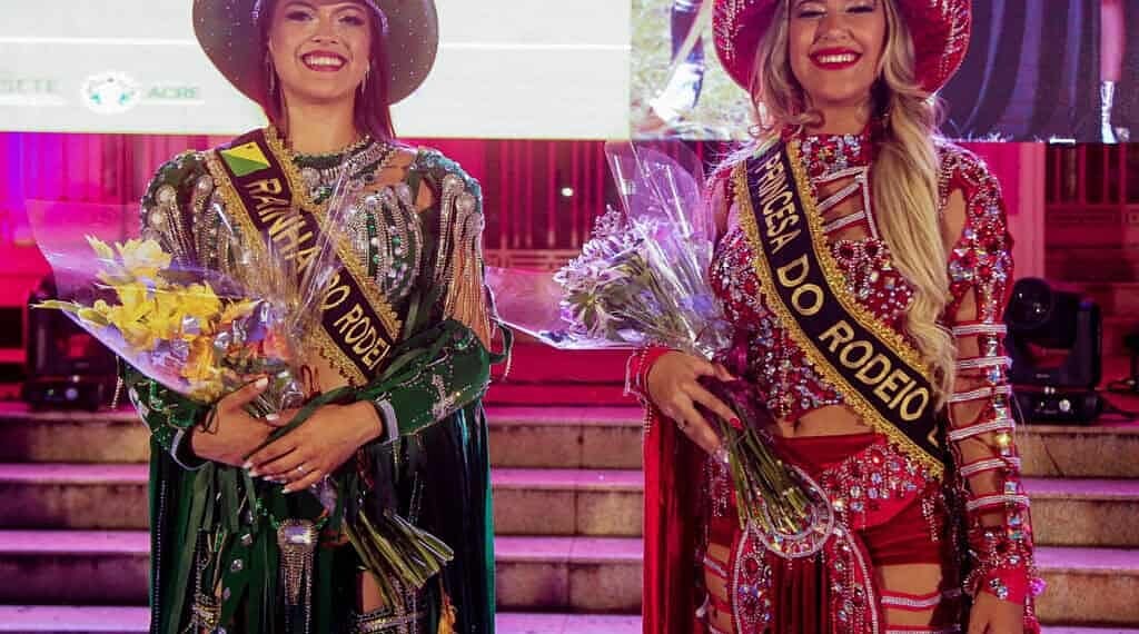 Lohana Martins e Maiane Sobrinho foram eleitas Rainha e Princesa da Expoacre, em 2023 - Foto: Neto Lucena/Secom