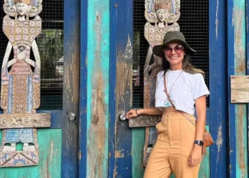 Muitos vivas em comemoração à idade nova da psicóloga Fernanda Saab no último dia 11