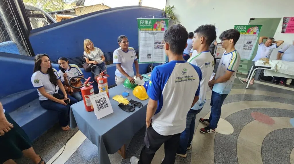 Foi a primeira feira do segmento realizada pelo Ieptec e aconteceu no pátio da escola Campos Pereira. Foto: Ascom/Ieptec