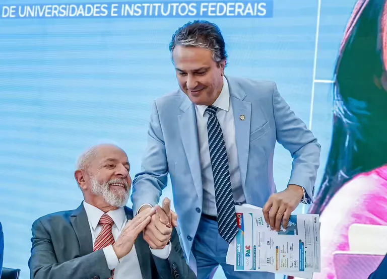 Em meio a greve, Lula anuncia R$ 5,5 bi do PAC para instituições de ensino superior