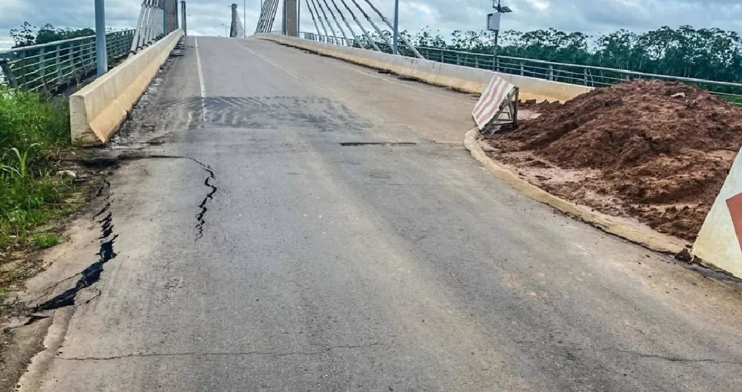 Trânsito na BR-364 será interrompido neste fim de semana devido obra na Ponte do Rio Tarauacá