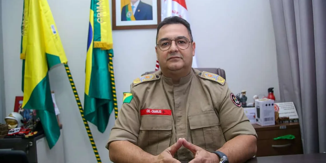 Horas após sofrer acidente de carro, comandante-geral do Corpo de Bombeiros sofre mal-estar e dá entrada no PS