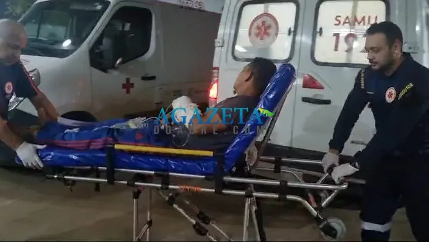 Mulher toma arma branca da mão de ex-marido e o esfaqueia em legítima defesa