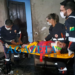 Mulher é brutalmente espancada com pedaço de madeira por membro de facção