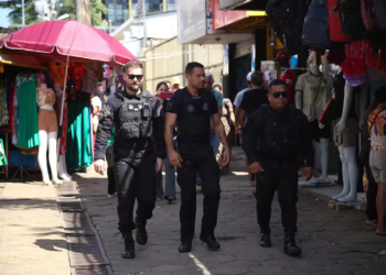 Operação no Centro de Rio Branco busca capturar foragidos do sistema penal