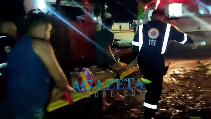 Amigos são surpreendido com disparos de arma de fogo por criminosos; um fica gravemente ferido