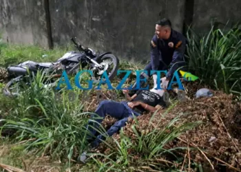 Adolescente que dirigia ilegalmente sofre traumatismo craniano e fraturas em acidente