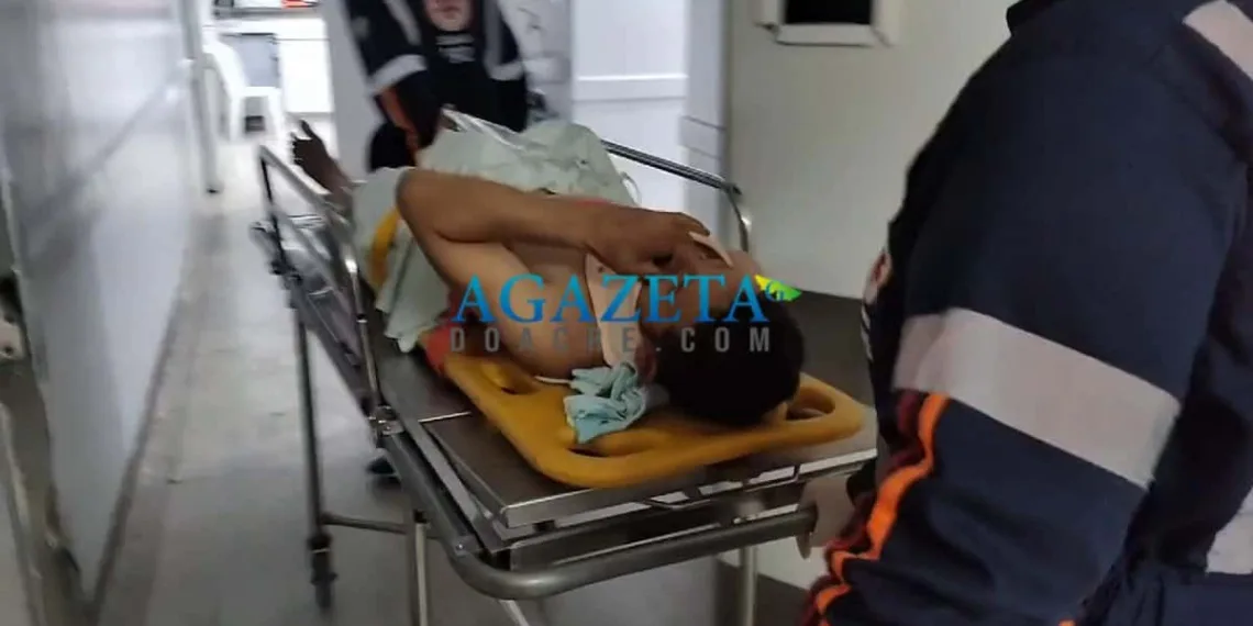 Trabalhador cai de altura de 3 metros no interior do Acre e sofre fratura