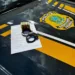 PRF prende homem condenado por homicídio em táxi na BR-364; foragido portava arma de fogo