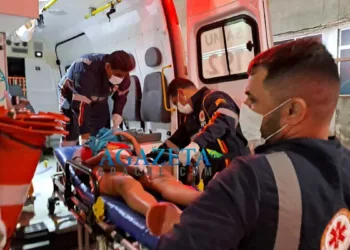 Marido esfaqueia a própria esposa em Senador Guiomard e depois foge